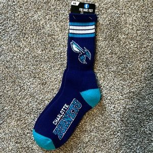 For Bare Feet Charlotte Hornets men’s socks